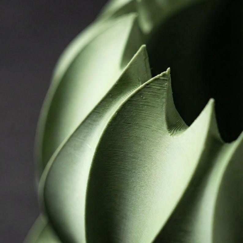 Sculptural Petal Planter with Drainage Tray, Modern Indoor Plant Pot for Succulents