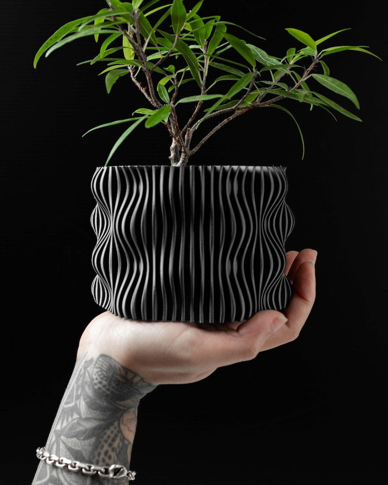Wavy Planter Pot with Drainage Tray, Modern 3D Printed Indoor Plant Pot, Geometric Houseplant Planter